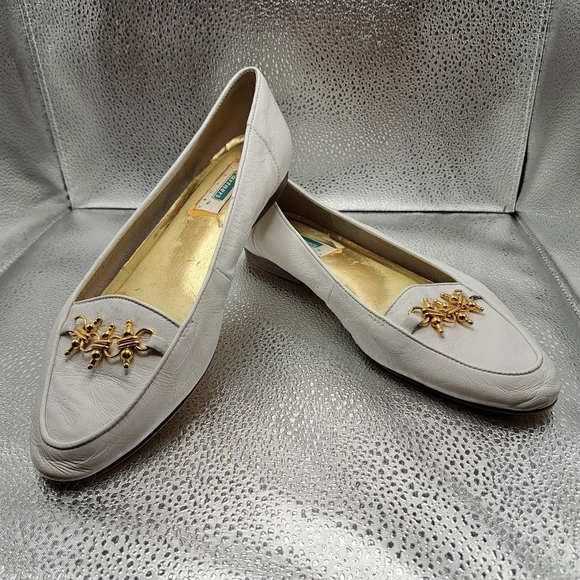 Partners Shoes - Partners White Olivia Flats Women's Size 7.5